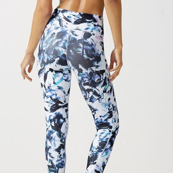 Fabletics Salar Define Mid Rise Legging Monarch Print Sz. XS NEW - Picture 2 of 10